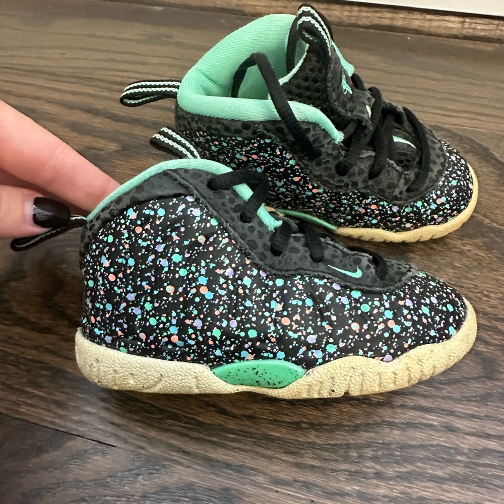 Nike Little Posite One ‘Easter’ Sneaker